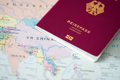 Bild vergr&ouml;&szlig;ern: Reisepass nicht vergessen