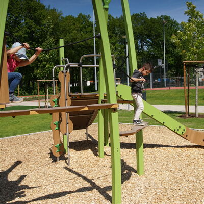 Bild vergr&ouml;&szlig;ern: Spielplatz Bürgerpark Lage